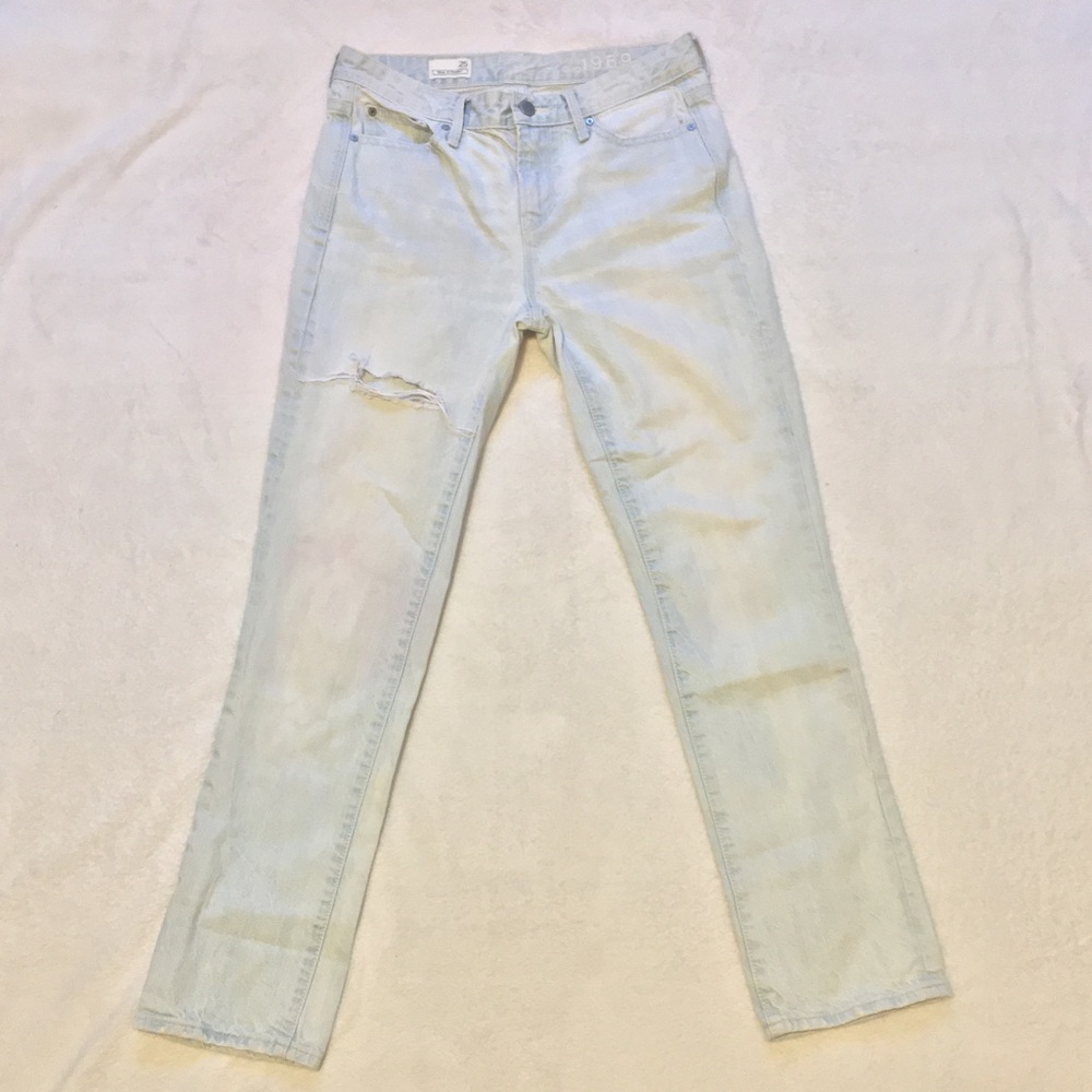 Light wash jeans